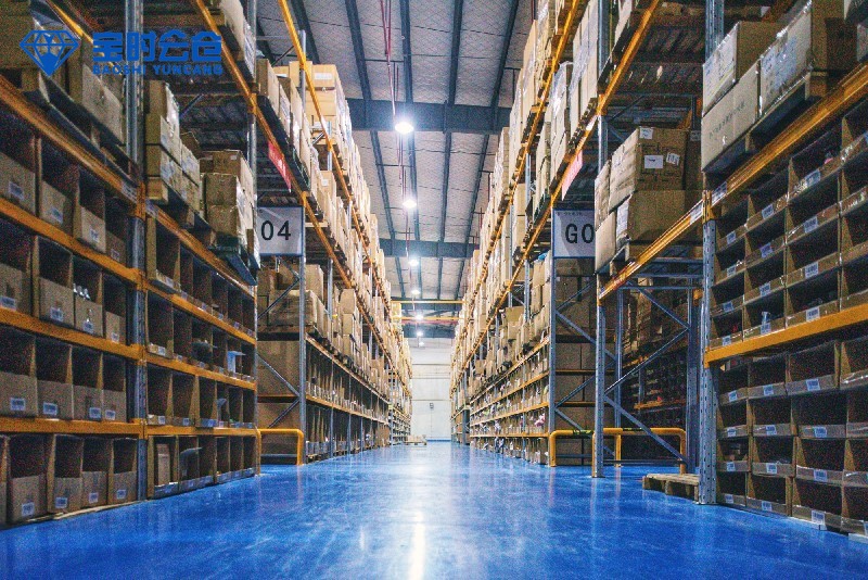 我是一家电商企业，怎么去选择一家靠谱仓储外包公司？